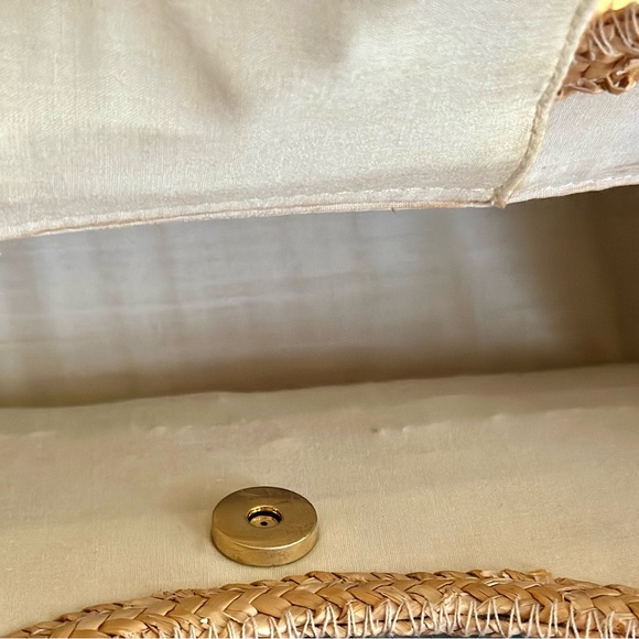 GOLD SEQUINS ALDO HANDBAG 🔥🔥 - Picture 6 of 7